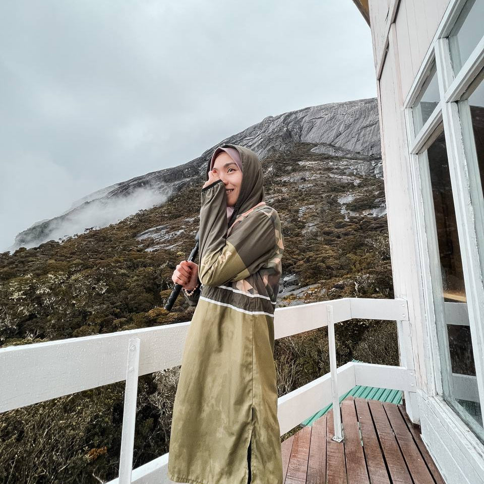 Windbreaker by kimyra suitable for hiking mount kinabalu